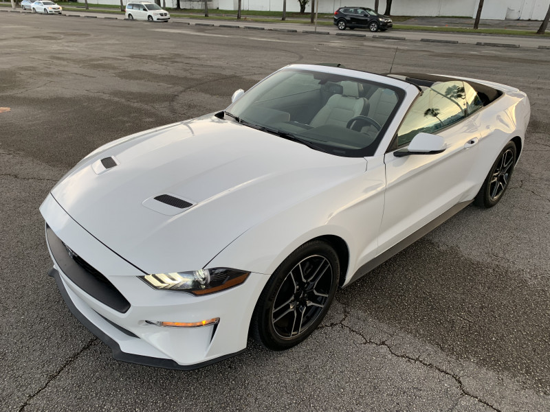 Ford Mustang long-term rental