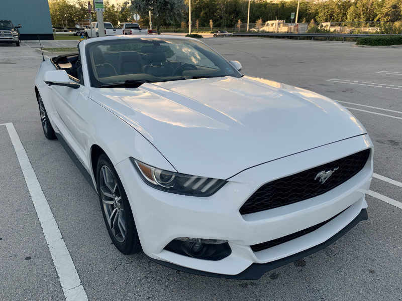 Ford Mustang lease