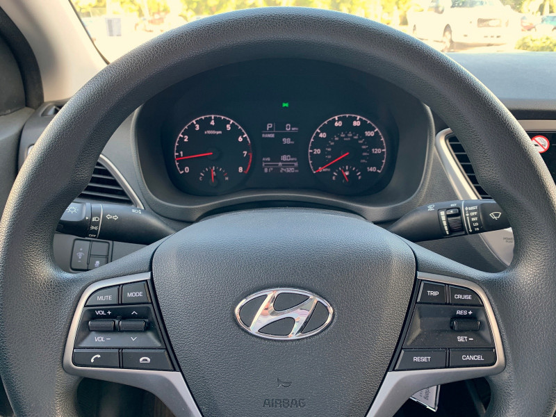 Hyundai Accent pic #2056