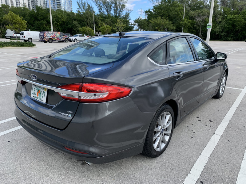 Ford Fusion Hybrid for rent