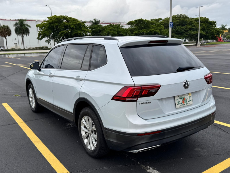 VW Tiguan for hire