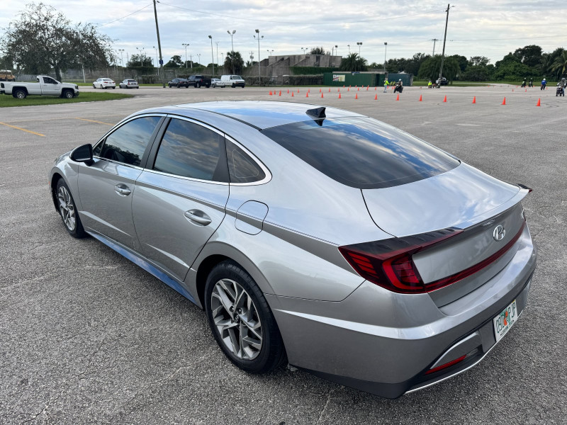 Hyundai Sonata locação do veículo