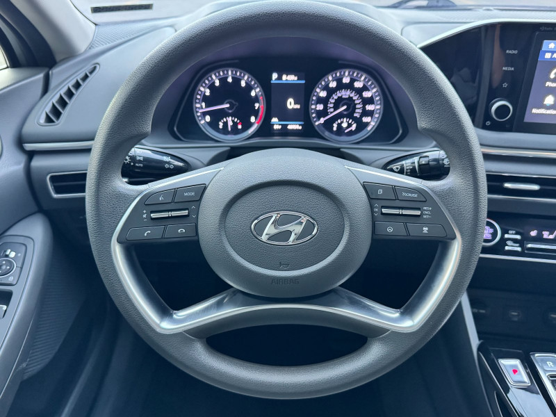 Hyundai Sonata pic #3618