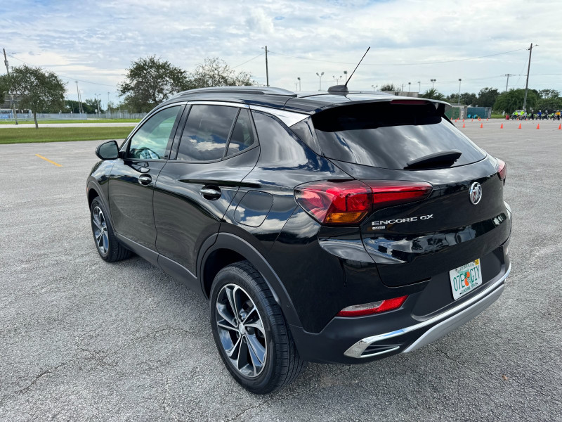 Buick Encore GX Essence renta de auto