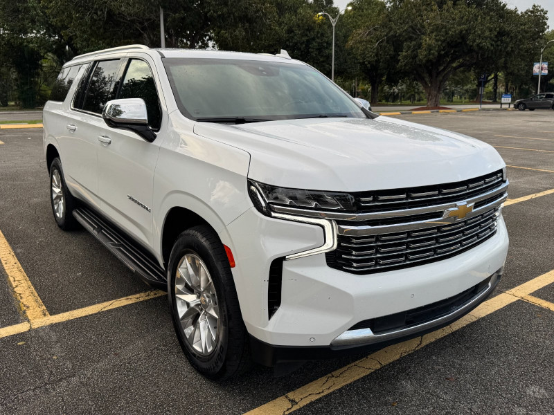 Chevrolet Suburban alquiler del coche