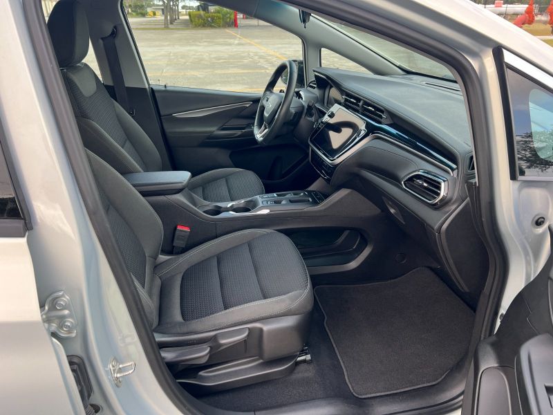 Chevrolet Bolt EV pic #4419