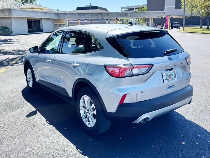 Ford Escape SE Hybrid pic #4835