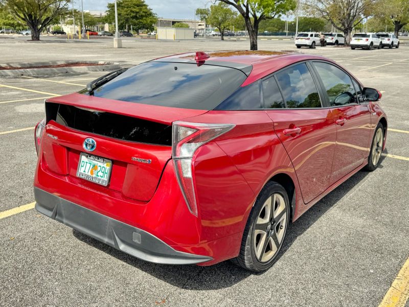 Toyota Prius Touring para aluguel