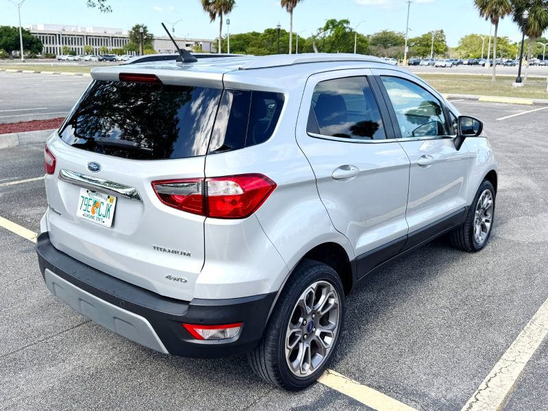Ford EcoSport locação do veículo