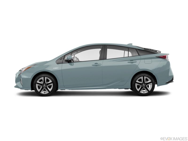 Toyota Prius Four прокат
