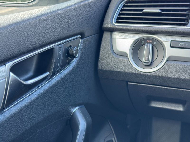 VW Passat pic #5256