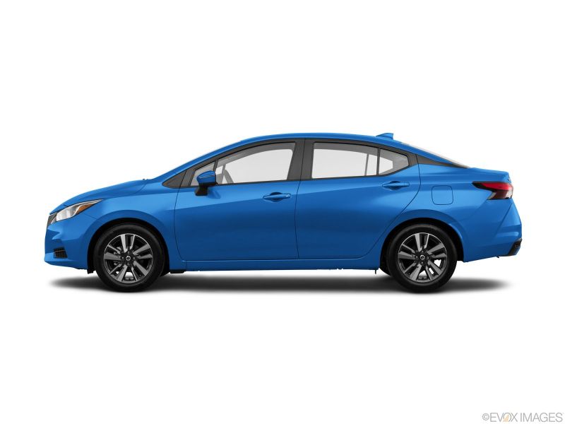 Nissan Versa SV прокат