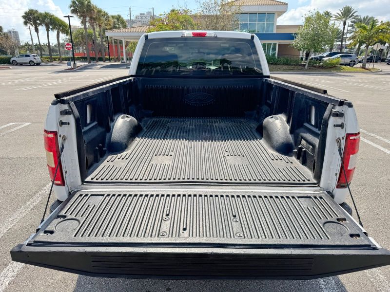 Ford F150 XL Ext Cab renta de auto