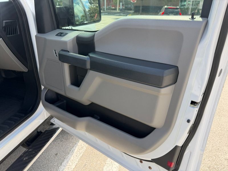 Ford F150 XL Ext Cab pic #5499