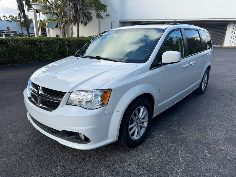 Dodge Grand Caravan aluguel de carros em Miami, Flórida