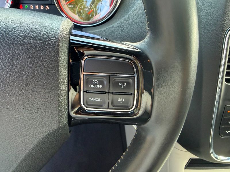 Dodge Grand Caravan pic #5543