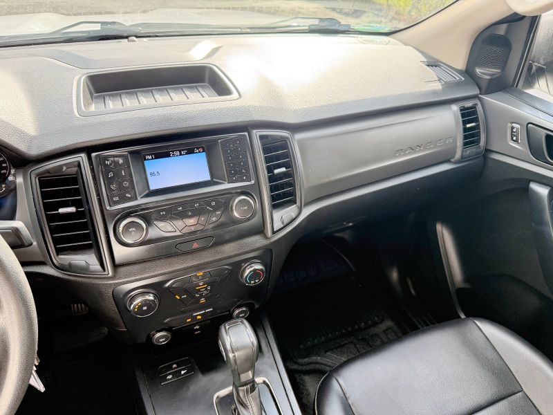 Ford Ranger XL Ext Cab pic #5565