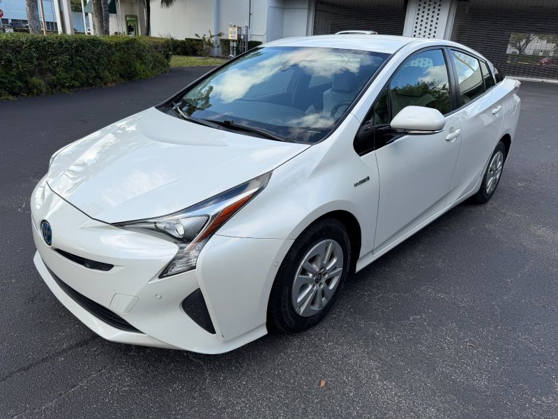 Long-Term Hybrid Toyota Prius Rental in Miami - $24.97 per day