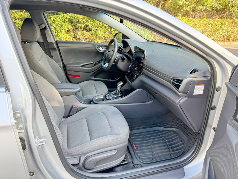 Hyundai Ioniq Hybrid  pic #5610