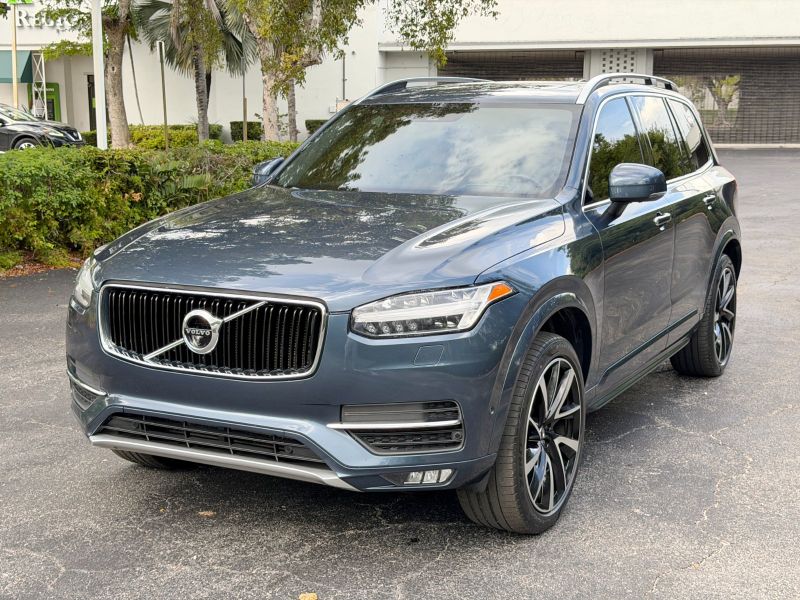 Volvo XC90 uzun süreli kiralama Miami, Florida'da