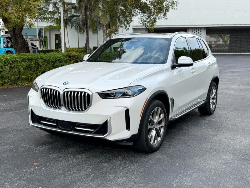BMW X5 uzun süreli kiralama Miami, Florida'da