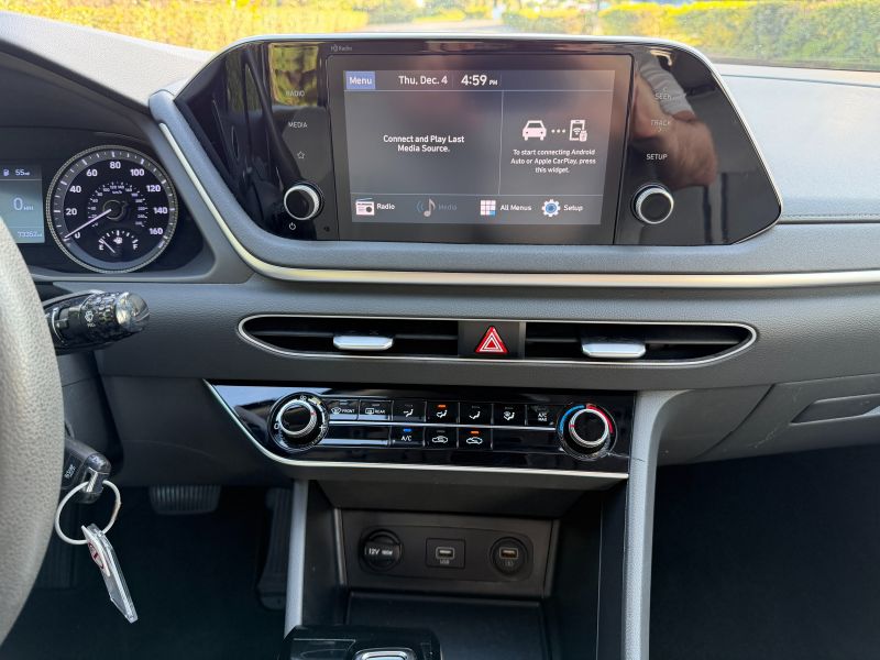 Hyundai Sonata pic #5788