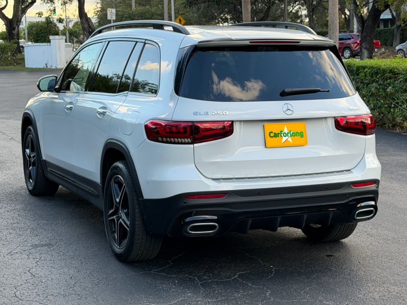 Mercedes-Benz GLB 250 zu mieten