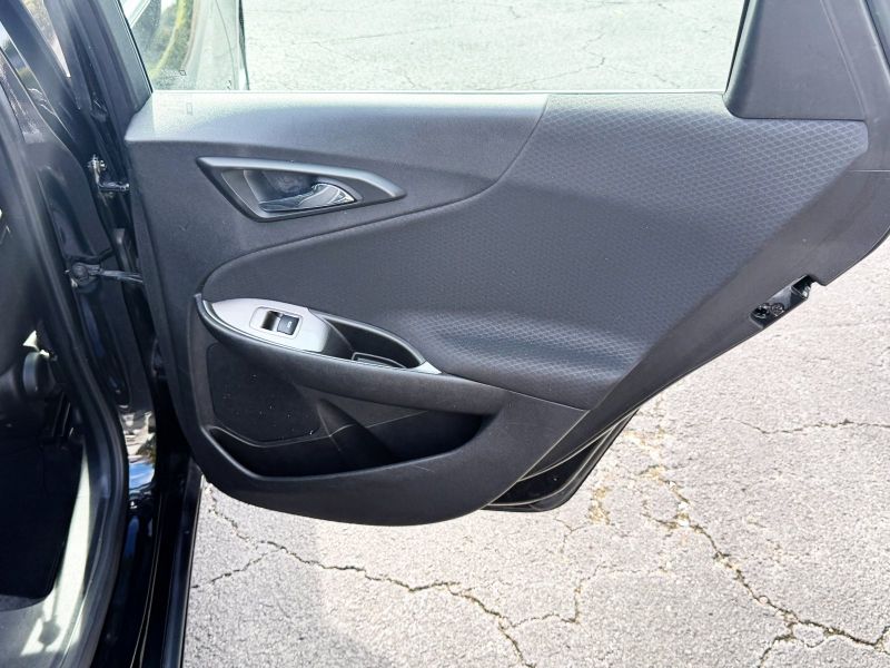 Chevrolet Malibu pic #5982