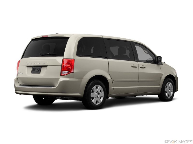 Dodge Grand Caravan in affitto
