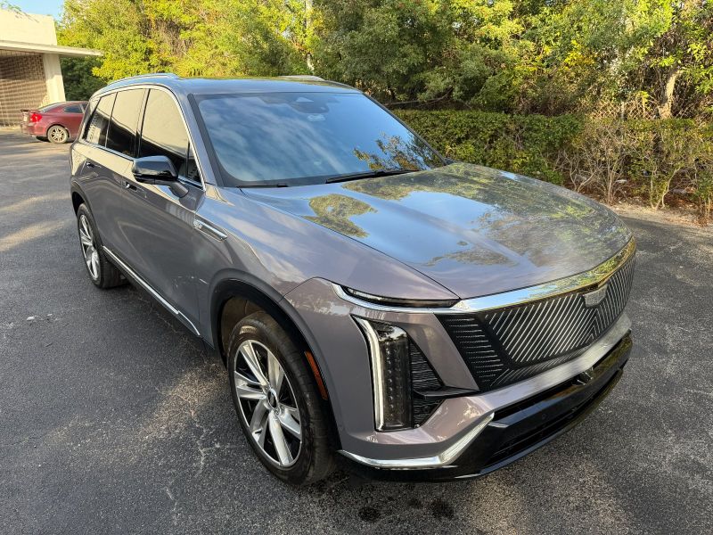 Cadillac Vistiq 900 e4 жалға беріледі