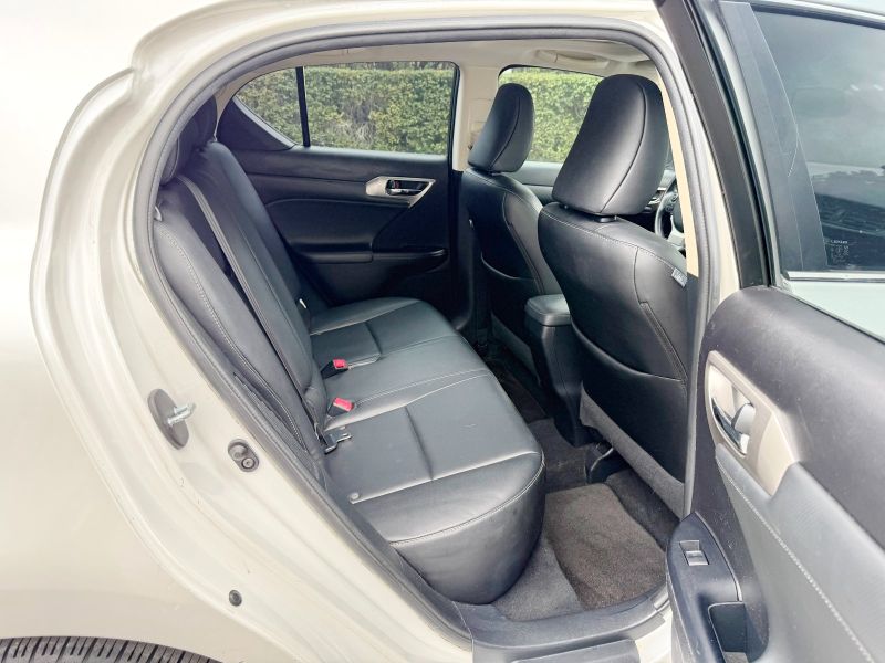 Lexus CT200 Hybrid pic #6175
