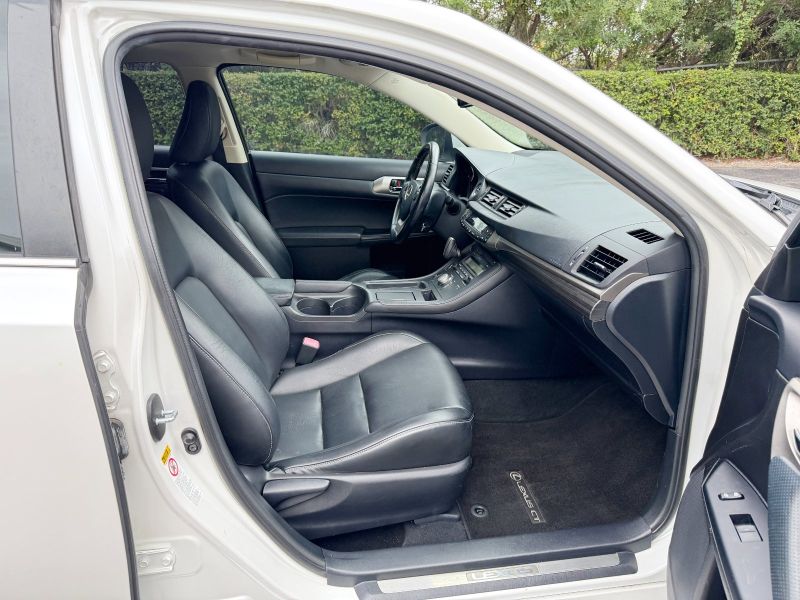 Lexus CT200 Hybrid pic #6177