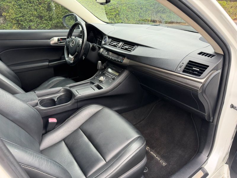 Lexus CT200 Hybrid pic #6179