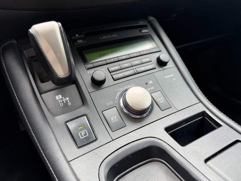 Lexus CT200 Hybrid pic #6187