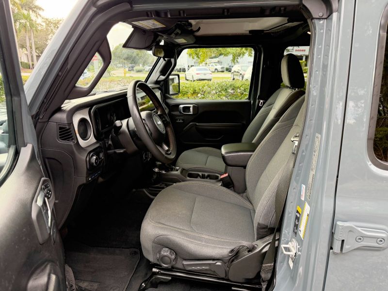 Jeep Wrangler pic #6297