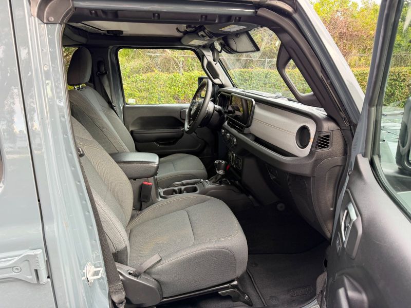 Jeep Wrangler pic #6302