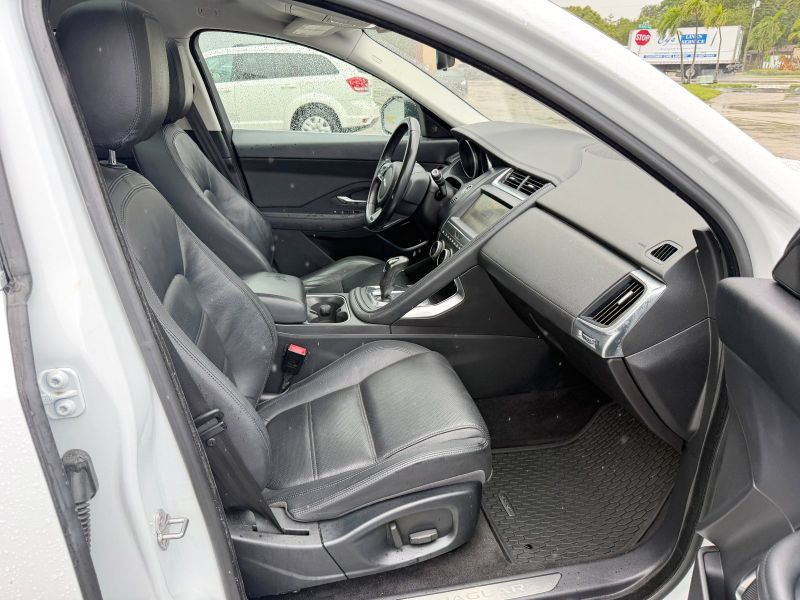 Jaguar E-Pace S pic #6452