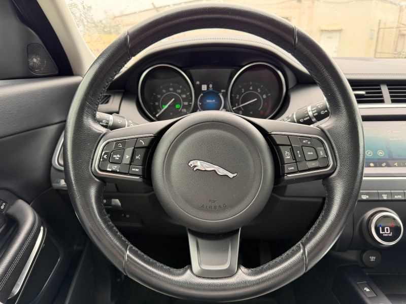 Jaguar E-Pace S pic #6458