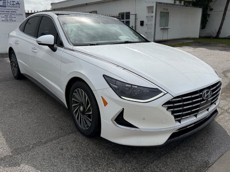 Hyundai Sonata Hybrid rental