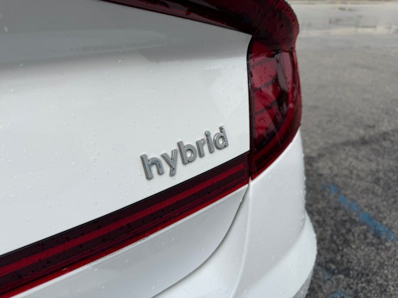 Hyundai Sonata Hybrid pic #6509