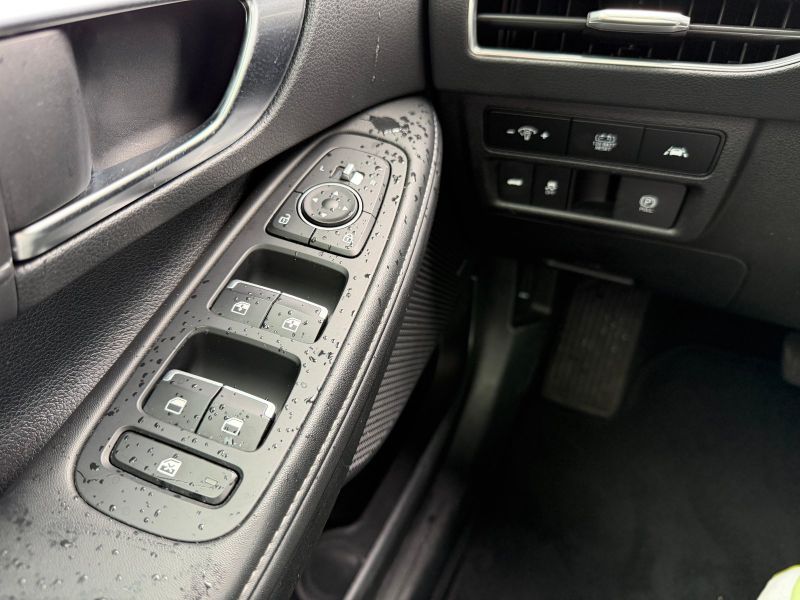 Hyundai Sonata Hybrid pic #6526