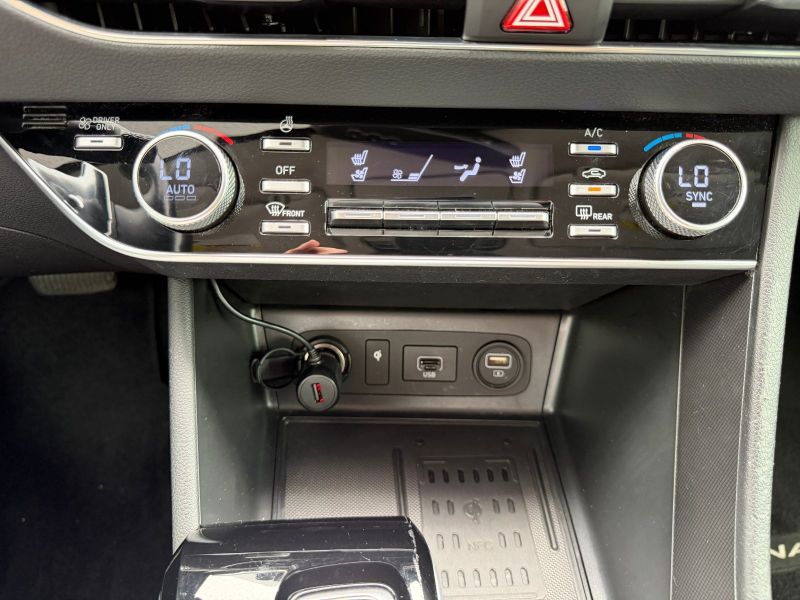 Hyundai Sonata Hybrid pic #6528