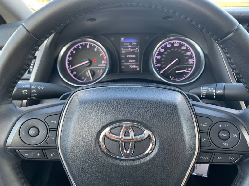 Toyota Camry pic #693