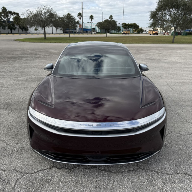 lucid in miami mieten