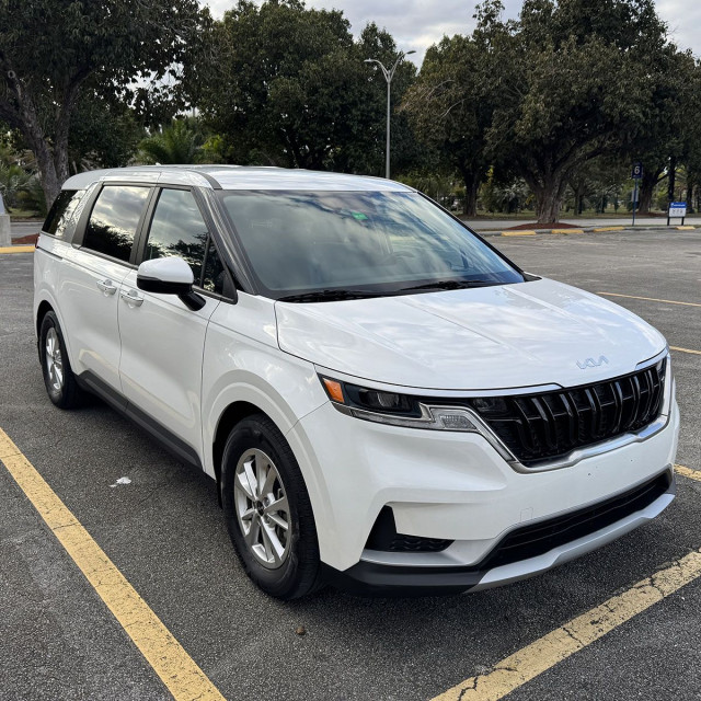 auto CarForLong a North Miami Beach